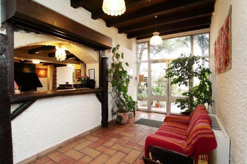 Hotel Le Colibri Lucciana  Buitenkant foto