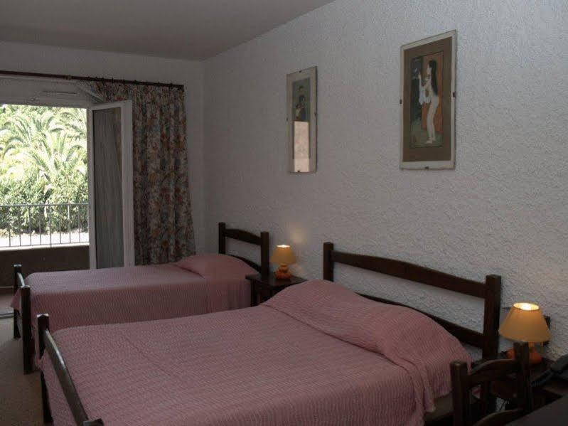 Hotel Le Colibri Lucciana  Buitenkant foto